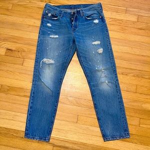 Levi 501 button-fly tapered jeans.